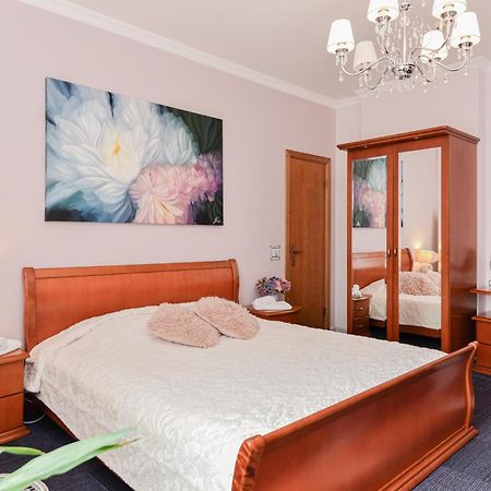 Hotel Jugend With Self Check-In Liepāja Eksteriør bilde