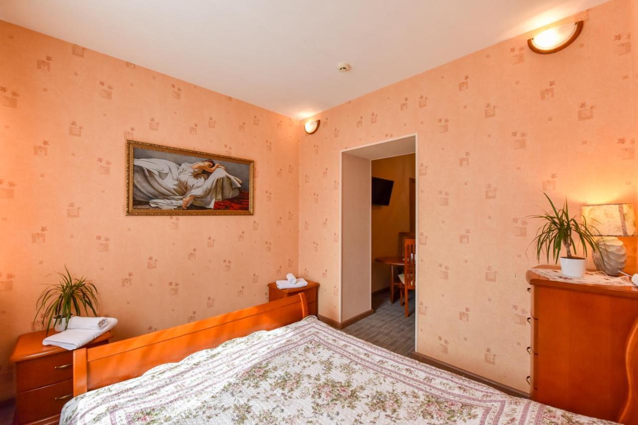 Hotel Jugend With Self Check-In Liepāja Eksteriør bilde