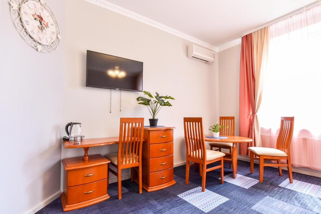 Hotel Jugend With Self Check-In Liepāja Eksteriør bilde